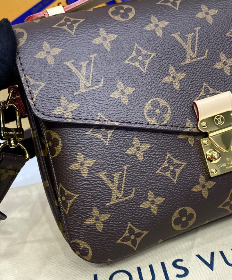 Louis Vuitton Pochette Metis M44875 Brown
